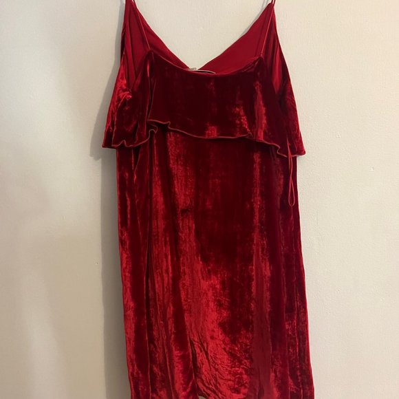 Alice + Olivia Size Small Red Velvet Bess Slip Dress - Picture 4 of 10